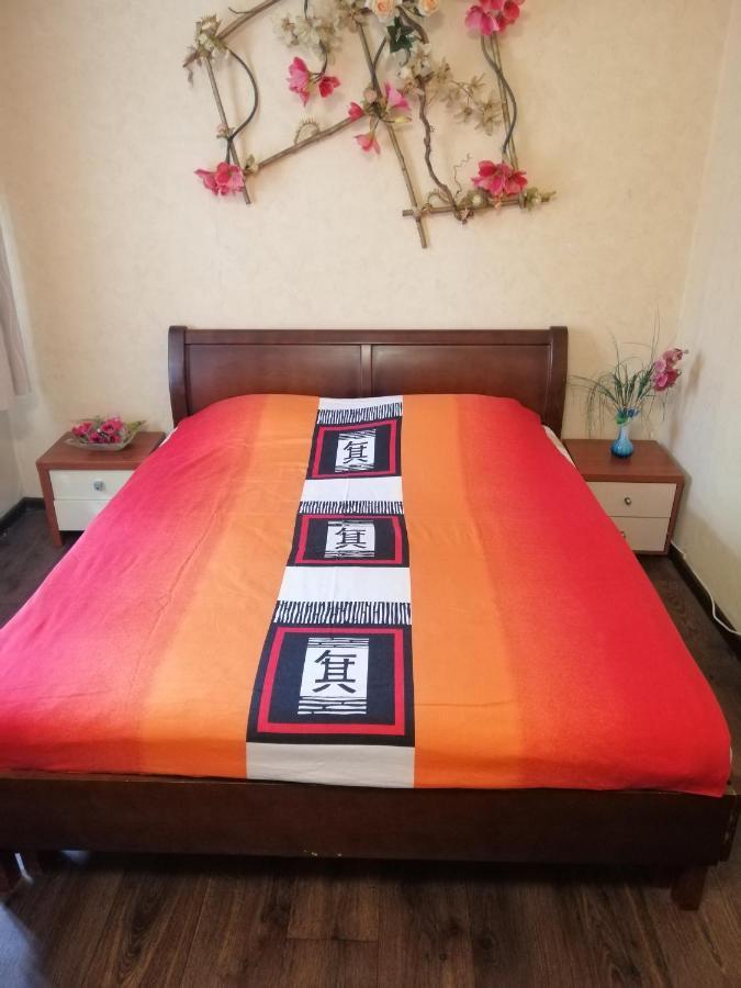 Лепсе, 83Д. Аеропорт Жуляны. Шалимова. Шулимова. Исида. Isida. Метро Берестейская, Шулявская. Американское Посольство Kyjev Exteriér fotografie